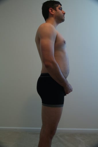 A picture of a 5'10" male showing a snapshot of 185 pounds at a height of 5'10