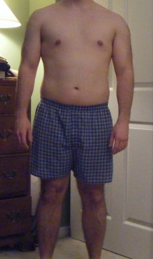 A photo of a 5'10" man showing a snapshot of 182 pounds at a height of 5'10