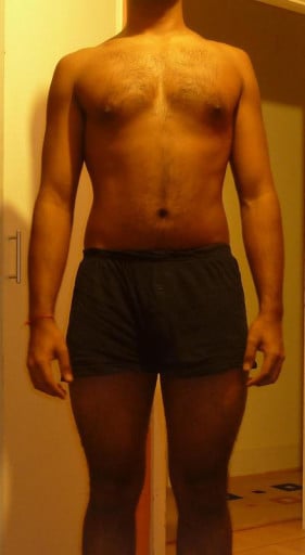 A photo of a 5'8" man showing a snapshot of 156 pounds at a height of 5'8