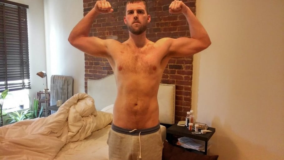 A before and after photo of a 6'2" male showing a fat loss from 195 pounds to 177 pounds. A respectable loss of 18 pounds.