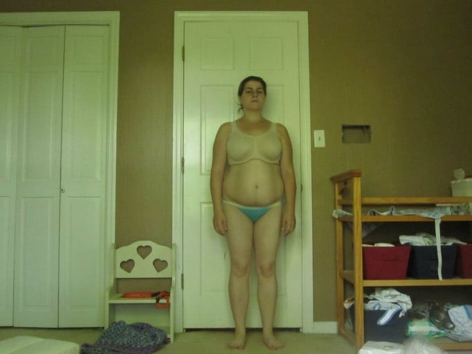 A before and after photo of a 5'2" female showing a snapshot of 154 pounds at a height of 5'2