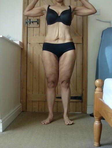 A before and after photo of a 5'2" female showing a snapshot of 128 pounds at a height of 5'2