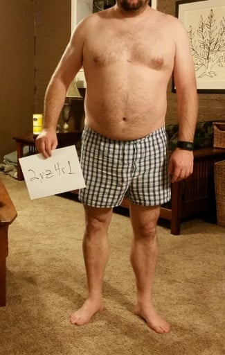 A photo of a 6'0" man showing a snapshot of 254 pounds at a height of 6'0