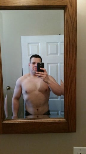 A picture of a 5'10" male showing a fat loss from 249 pounds to 198 pounds. A net loss of 51 pounds.