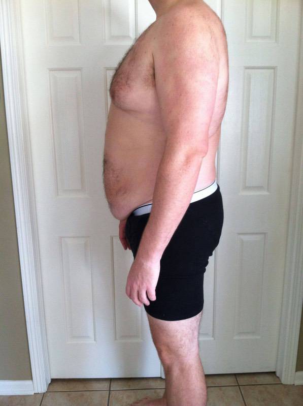 4 Pictures of a 325 lbs 6 feet 8 Male Fitness Inspo