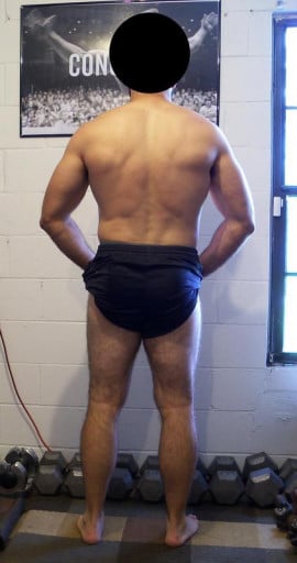 A photo of a 6'2" man showing a snapshot of 232 pounds at a height of 6'2