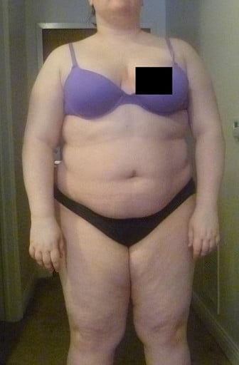 A photo of a 5'6" woman showing a snapshot of 272 pounds at a height of 5'6
