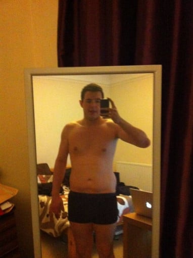 A photo of a 5'11" man showing a weight cut from 225 pounds to 192 pounds. A total loss of 33 pounds.