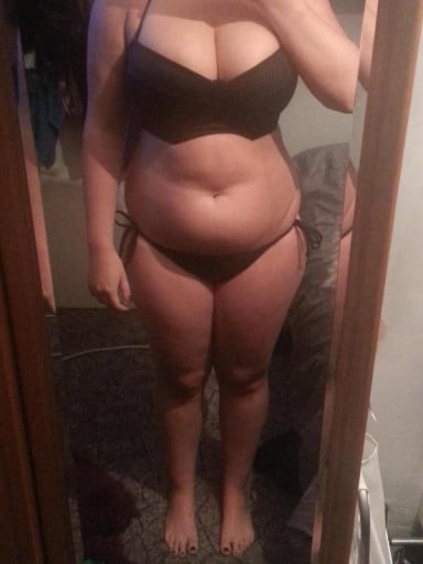 A progress pic of a 5'4" woman showing a snapshot of 176 pounds at a height of 5'4