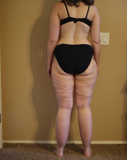 A before and after photo of a 5'9" female showing a snapshot of 173 pounds at a height of 5'9