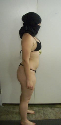A picture of a 5'5" female showing a snapshot of 155 pounds at a height of 5'5