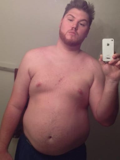 A photo of a 6'2" man showing a weight loss from 290 pounds to 260 pounds. A net loss of 30 pounds.
