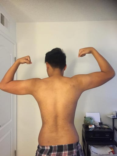 1 Photo of a 179 lbs 5 foot 9 Male Weight Snapshot