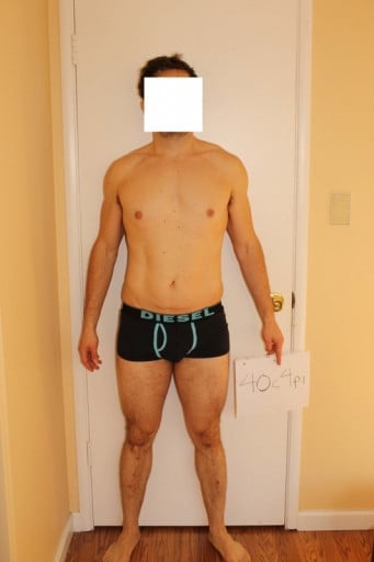 A photo of a 5'10" man showing a snapshot of 172 pounds at a height of 5'10