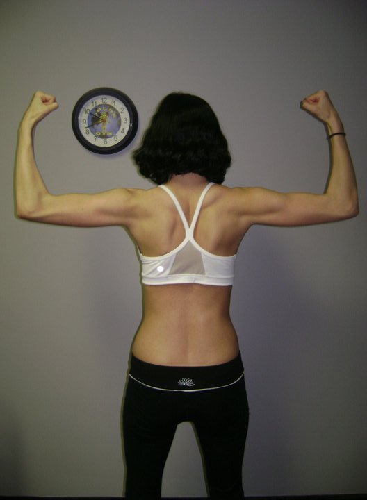 3 Photos of a 110 lbs 5 foot 7 Female Weight Snapshot