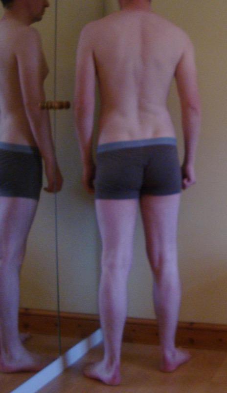 4 Pics of a 5 foot 8 130 lbs Male Fitness Inspo
