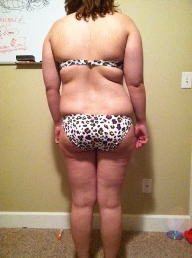 A before and after photo of a 5'9" female showing a snapshot of 188 pounds at a height of 5'9