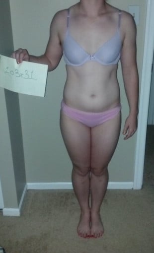 A before and after photo of a 5'3" female showing a snapshot of 125 pounds at a height of 5'3