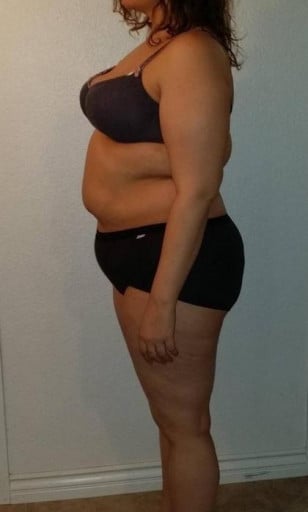 A photo of a 5'10" woman showing a snapshot of 250 pounds at a height of 5'10