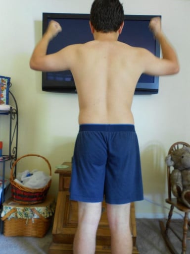 A picture of a 5'6" male showing a snapshot of 155 pounds at a height of 5'6
