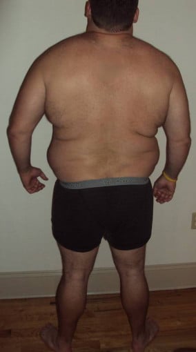 A photo of a 5'10" man showing a snapshot of 274 pounds at a height of 5'10