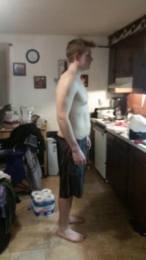 A progress pic of a 6'2" man showing a snapshot of 226 pounds at a height of 6'2
