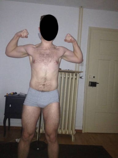 A progress pic of a 5'7" man showing a snapshot of 163 pounds at a height of 5'7