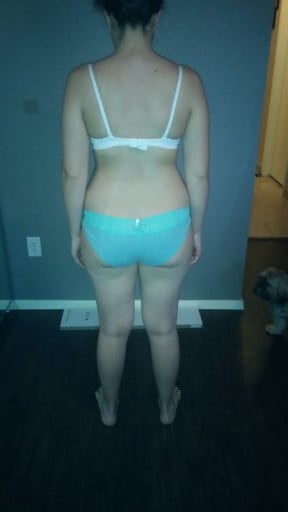 A picture of a 5'4" female showing a snapshot of 140 pounds at a height of 5'4