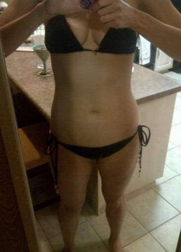 6 Pictures of a 167 lbs 6 foot Female Weight Snapshot