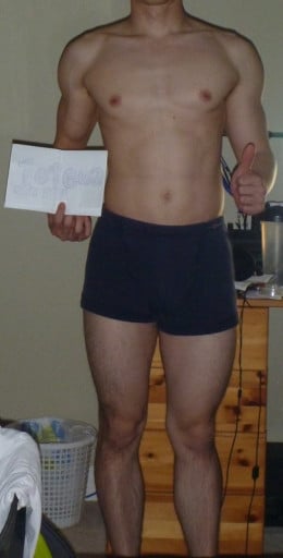 A photo of a 5'6" man showing a snapshot of 140 pounds at a height of 5'6