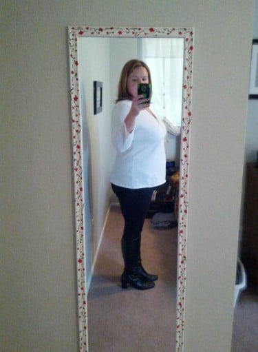 A progress pic of a 5'3" woman showing a weight loss from 240 pounds to 185 pounds. A respectable loss of 55 pounds.