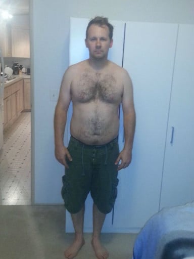 A before and after photo of a 5'10" male showing a fat loss from 200 pounds to 165 pounds. A net loss of 35 pounds.