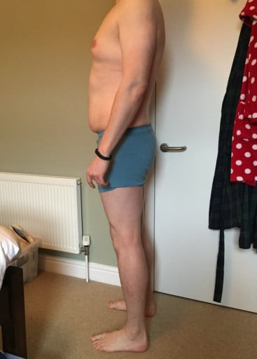 A picture of a 6'2" male showing a snapshot of 224 pounds at a height of 6'2