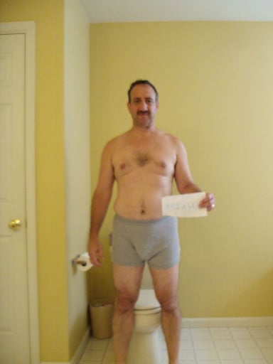 A photo of a 5'9" man showing a snapshot of 175 pounds at a height of 5'9