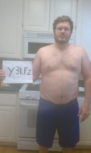 A before and after photo of a 6'1" male showing a snapshot of 285 pounds at a height of 6'1
