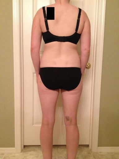 A progress pic of a 5'6" woman showing a snapshot of 142 pounds at a height of 5'6