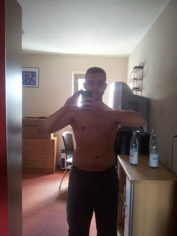 5 feet 7 Male Progress Pics of 19 lbs Weight Loss 158 lbs to 139 lbs