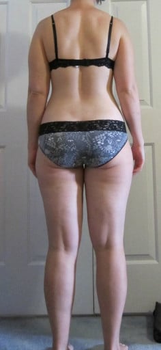 A before and after photo of a 5'6" female showing a snapshot of 154 pounds at a height of 5'6