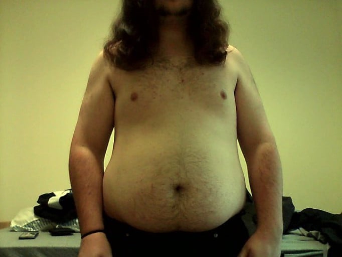 A photo of a 5'10" man showing a weight loss from 218 pounds to 174 pounds. A respectable loss of 44 pounds.
