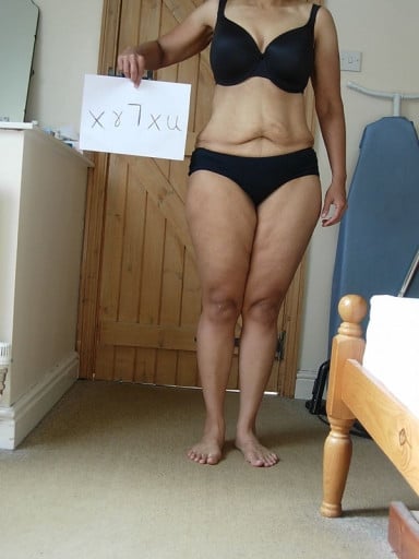 A before and after photo of a 5'2" female showing a snapshot of 137 pounds at a height of 5'2