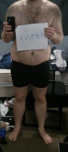 A photo of a 5'7" man showing a snapshot of 220 pounds at a height of 5'7