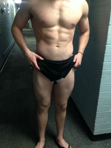 A photo of a 5'10" man showing a muscle gain from 145 pounds to 173 pounds. A net gain of 28 pounds.