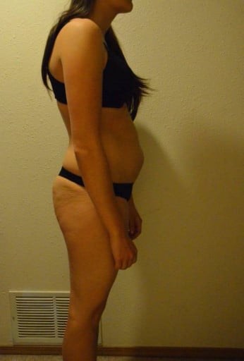A picture of a 5'5" female showing a snapshot of 129 pounds at a height of 5'5