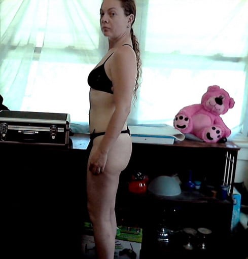 A progress pic of a 5'2" woman showing a snapshot of 118 pounds at a height of 5'2