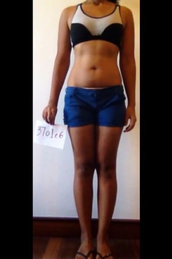 A before and after photo of a 5'6" female showing a snapshot of 136 pounds at a height of 5'6