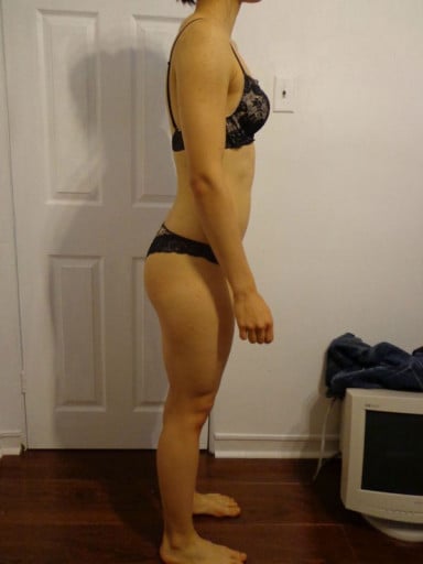 A before and after photo of a 5'6" female showing a snapshot of 132 pounds at a height of 5'6