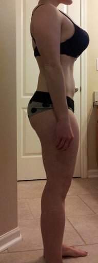 A picture of a 5'2" female showing a snapshot of 135 pounds at a height of 5'2