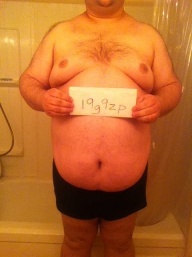 A before and after photo of a 6'3" male showing a snapshot of 403 pounds at a height of 6'3