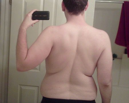 4 Photos of a 6'4 257 lbs Male Fitness Inspo