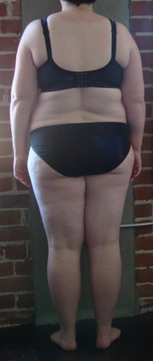 4 Pictures of a 5 feet 4 218 lbs Female Weight Snapshot